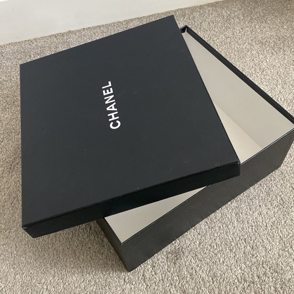CHANEL Storage box Original - Picture 4 of 9